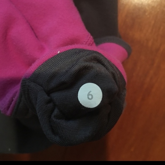 🍋Lululemon Crop Pants🍋 - Picture 2 of 4